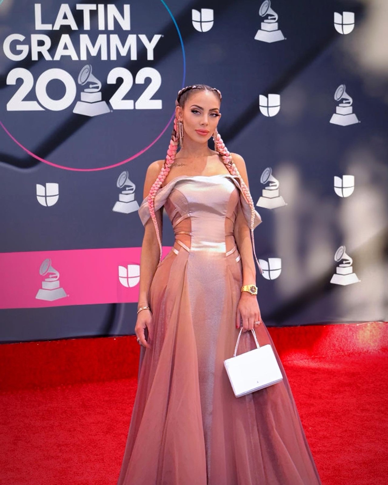 Esther Anaya Singer DJ Violinist And Producer Joins Latin Grammys esther-anaya-singer-dj-violinist-and-producer-joins-latin-grammys